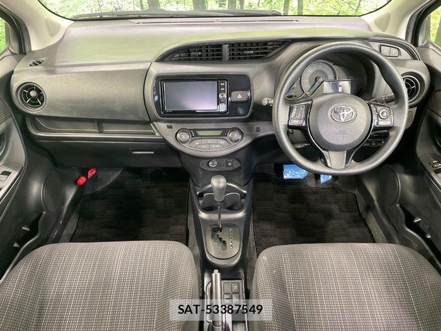 Toyota VITZ HYBRID 2017-08 8528063-1