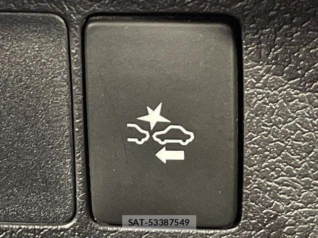Toyota VITZ HYBRID 2017-08 8528063-4