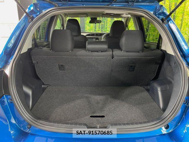 Toyota VITZ HYBRID 2018-09 8528068-9