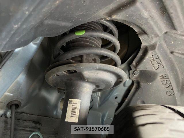 Toyota VITZ HYBRID 2018-09 8528068-19