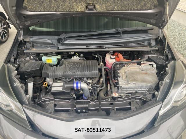 Toyota VITZ HYBRID 2018-02 8563982-16