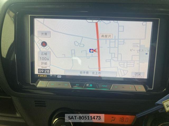 Toyota VITZ HYBRID 2018-02 8563982-17