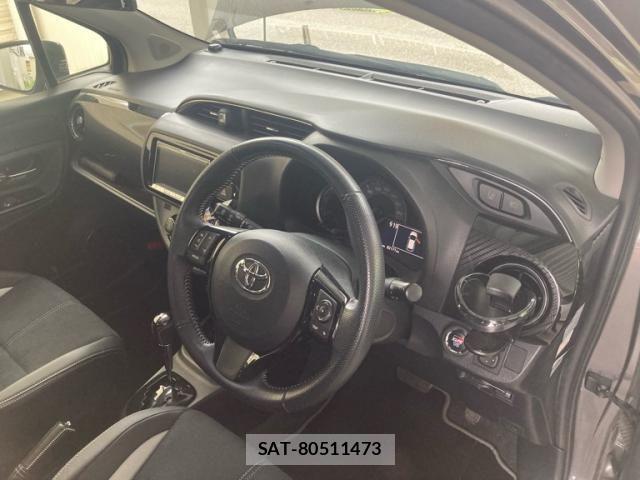 Toyota VITZ HYBRID 2018-02 8563982-20