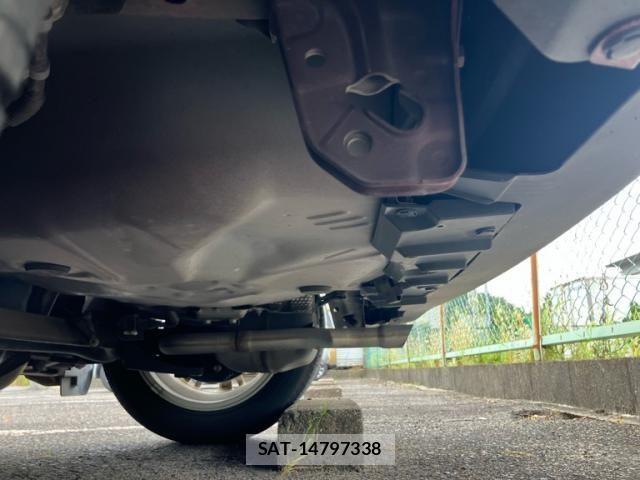 Toyota VITZ HYBRID 2018-03 8662222-9