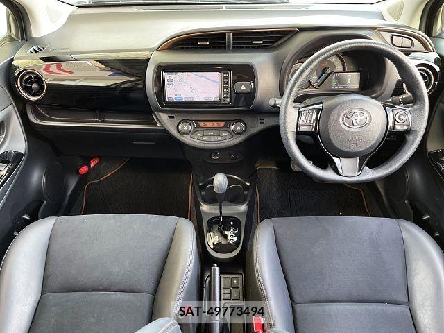 Toyota VITZ HYBRID 2018-08 8662212-1