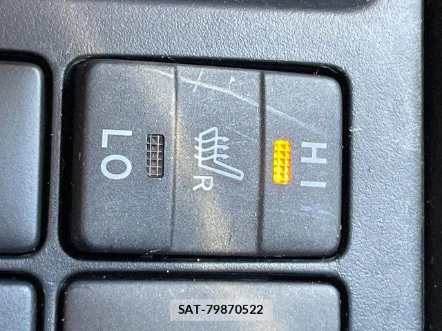 Toyota VITZ HYBRID 2018-09 8662213-5