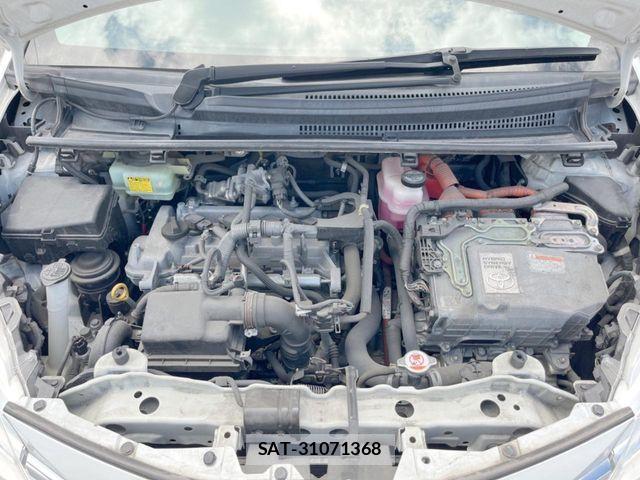 Toyota VITZ HYBRID 2017-09 8662220-18
