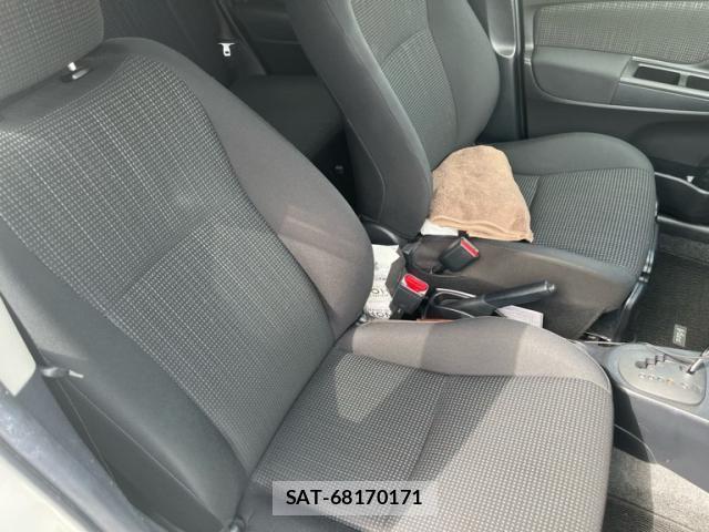 Toyota VITZ HYBRID 2017-09 8662214-9