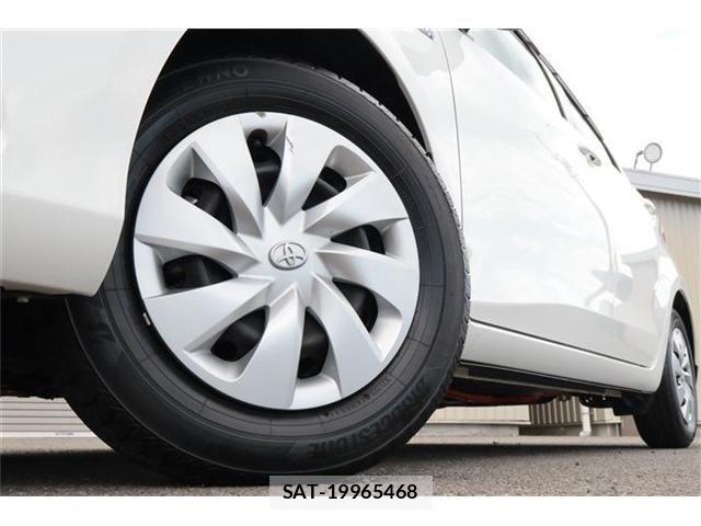 Toyota VITZ HYBRID 2019-04 8746654-11