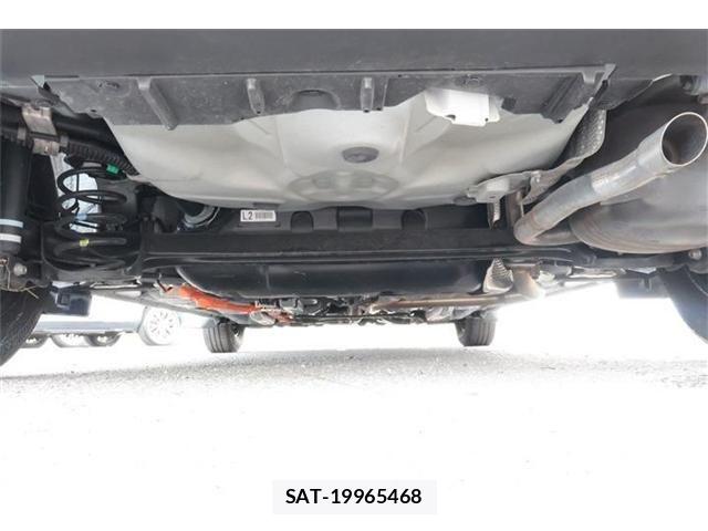 Toyota VITZ HYBRID 2019-04 8746654-16