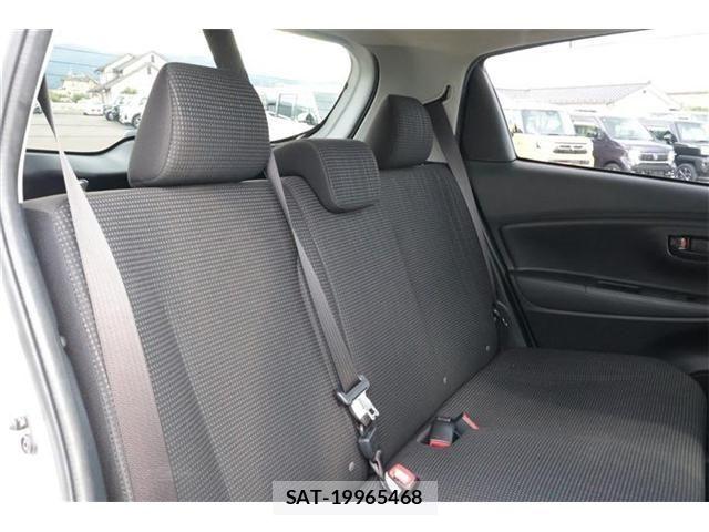 Toyota VITZ HYBRID 2019-04 8746654-8