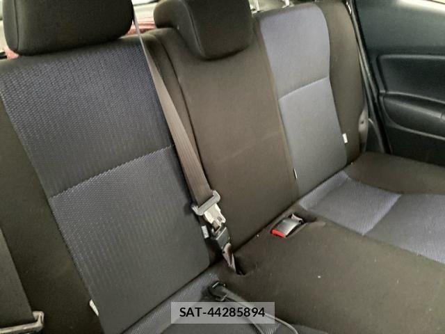 Toyota VITZ HYBRID 2018-06 8746653-9
