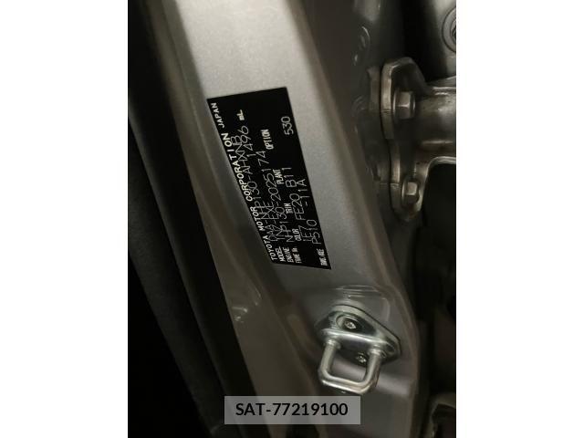 Toyota VITZ HYBRID 2017-09 8746656-13