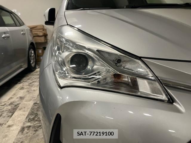 Toyota VITZ HYBRID 2017-09 8746656-2