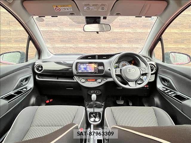 Toyota VITZ HYBRID 2018-12 8782529-11