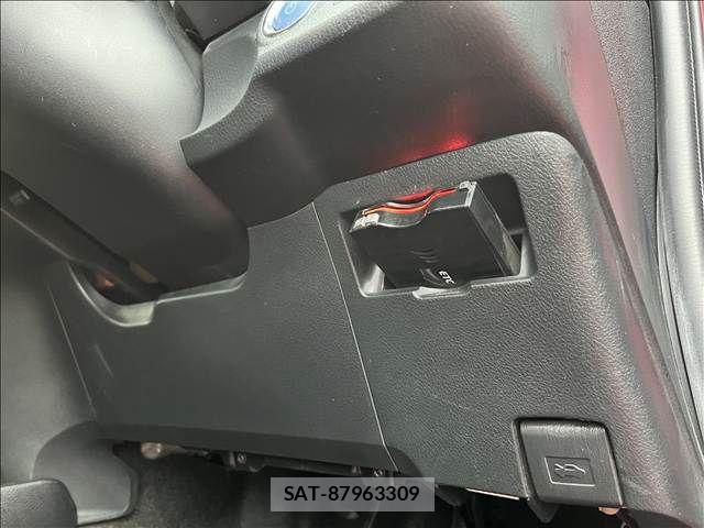 Toyota VITZ HYBRID 2018-12 8782529-17