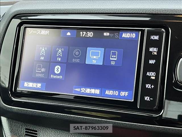 Toyota VITZ HYBRID 2018-12 8782529-18