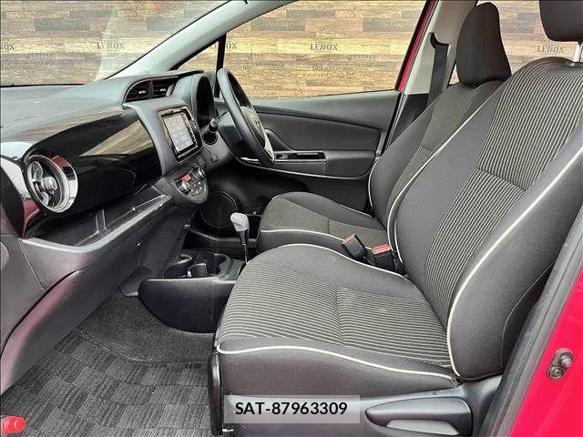 Toyota VITZ HYBRID 2018-12 8782529-24