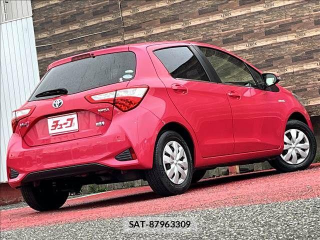 Toyota VITZ HYBRID 2018-12 8782529-4