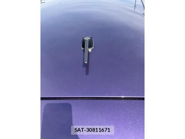 Toyota VITZ HYBRID 2019-08 8832352-10