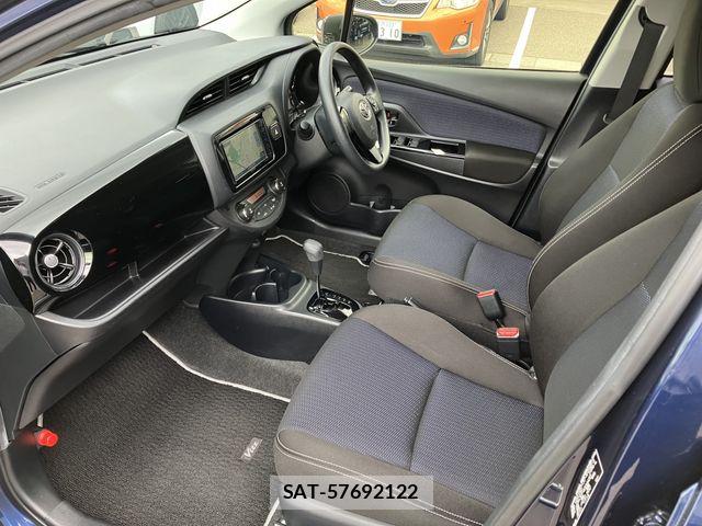 Toyota VITZ HYBRID 2018-12 8872359-11