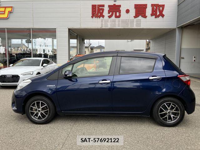 Toyota VITZ HYBRID 2018-12 8872359-8