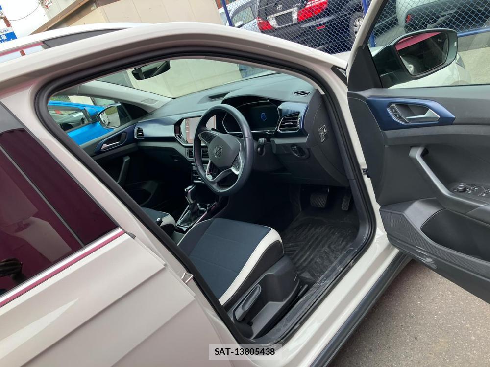 VolksWagen T-CROSS 2023 4076837-11