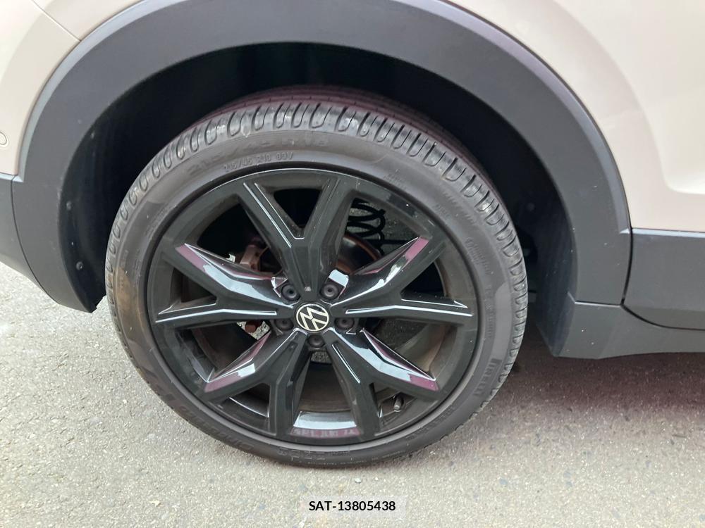 VolksWagen T-CROSS 2023 4076837-30