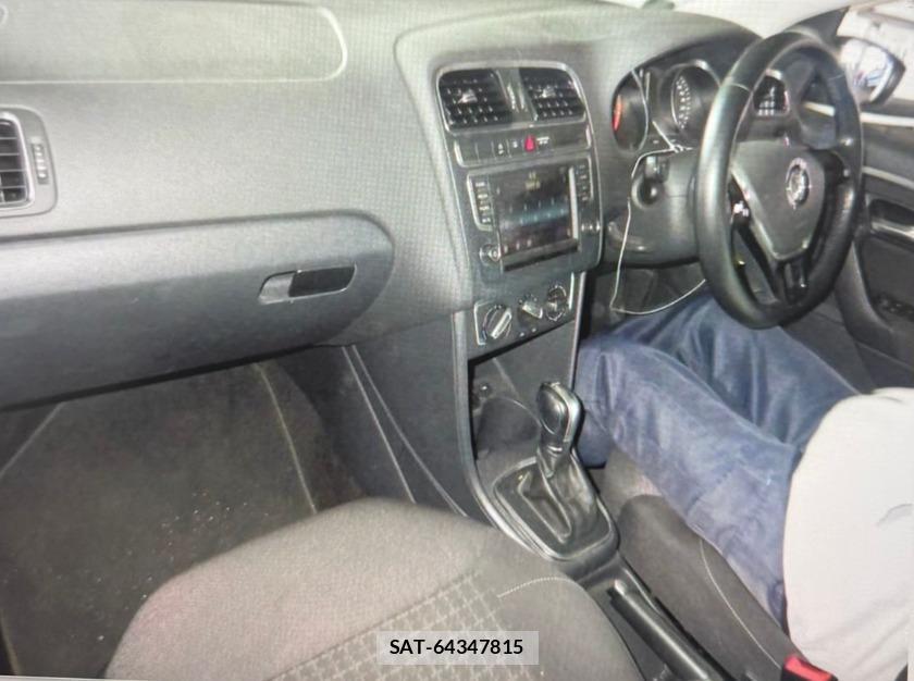 VolksWagen POLO 2014 985644-4