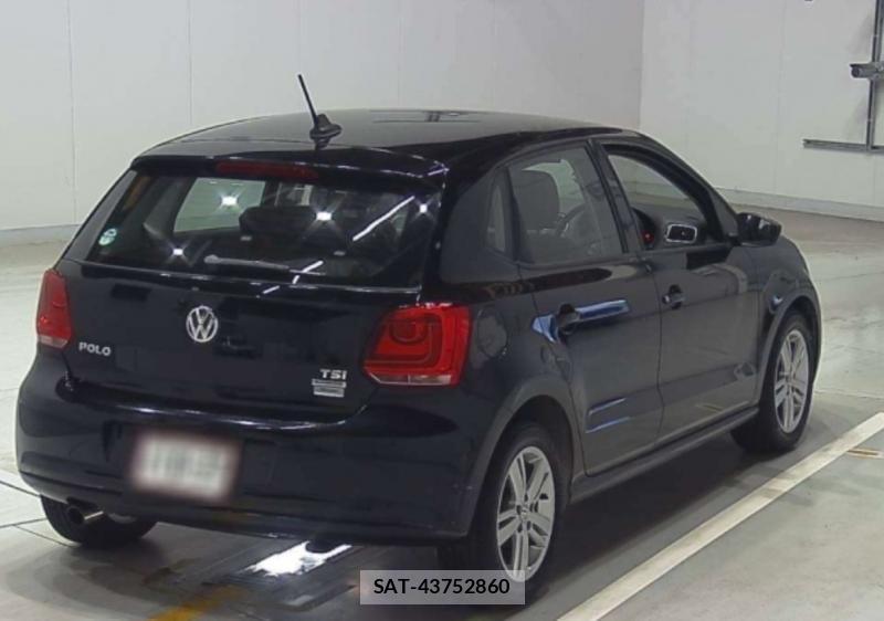 VolksWagen POLO 2014-05 991402-2