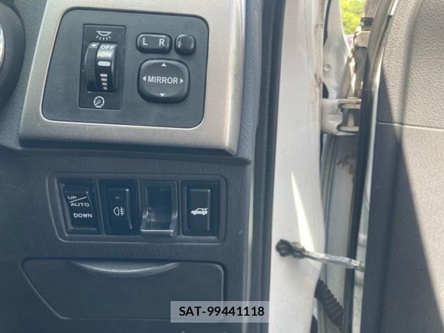 Toyota VOLTZ 2002-12 8317891-15