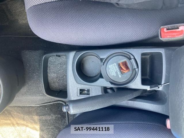 Toyota VOLTZ 2002-12 8317891-17