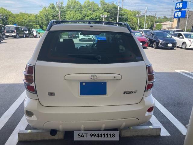 Toyota VOLTZ 2002-12 8317891-3