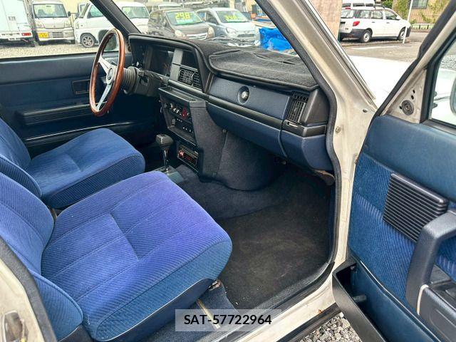 Volvo 240 1987-02 1294693-13
