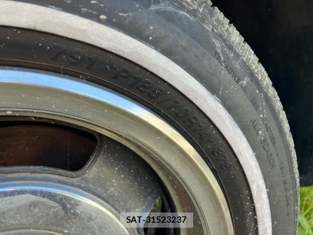 Volvo 240 1987-11 1665034-10