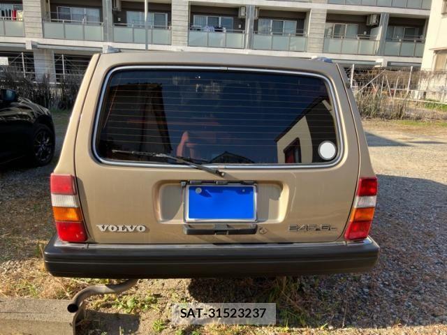 Volvo 240 1987-11 1665034-3