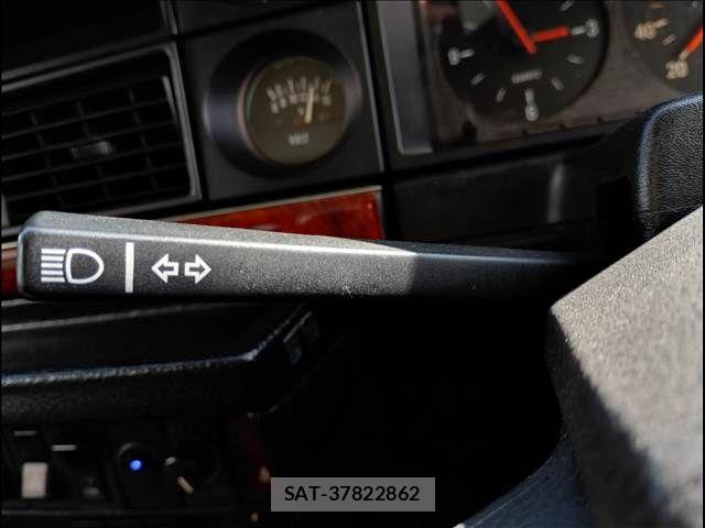 Volvo 240 1990-09 7880314-18