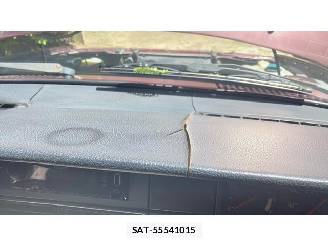 Volvo 240 1992-11 8102535-27