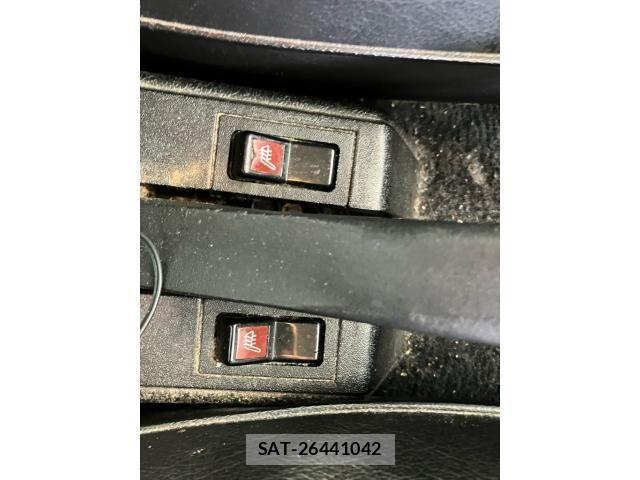 Volvo 240 1990-05 7621128-18