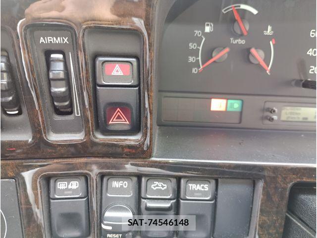 Volvo 850 ESTATE 1995-06 7330961-9