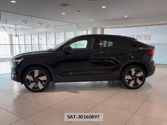 Volvo C40 2023-06 8210883-3