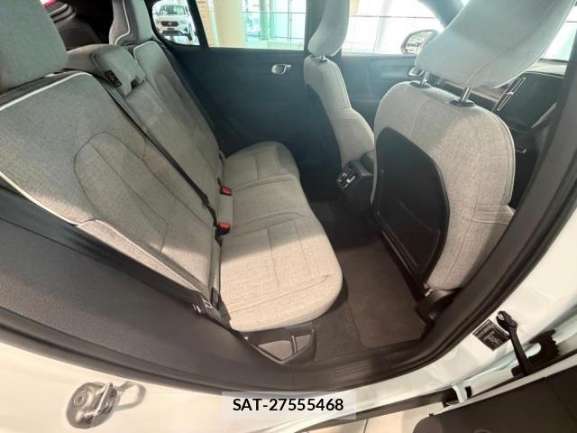 Volvo C40 2023-06 8317892-12
