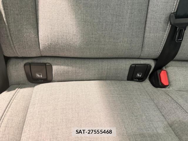 Volvo C40 2023-06 8317892-18