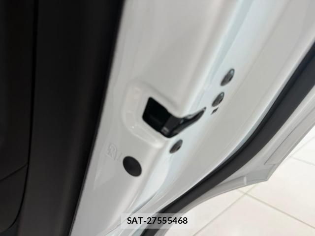 Volvo C40 2023-06 8317892-19