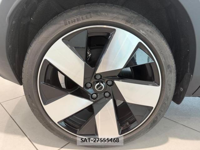 Volvo C40 2023-06 8317892-21