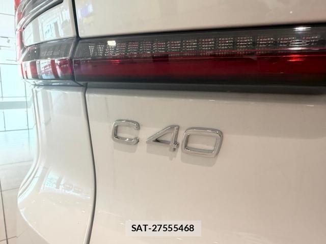 Volvo C40 2023-06 8317892-4