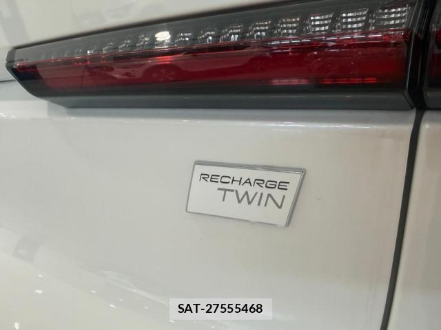 Volvo C40 2023-06 8317892-5
