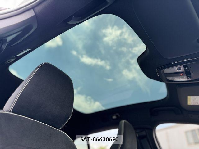 Volvo C40 2025-02 8662231-2