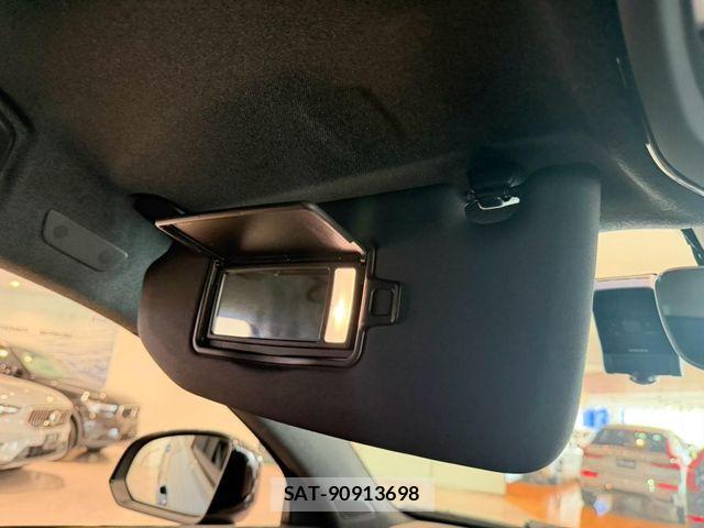 Volvo C40 2022-01 8662232-18
