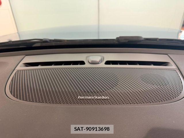 Volvo C40 2022-01 8662232-4